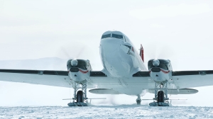 AIRPLANES_Antarctica_DC-3_Taxi_2